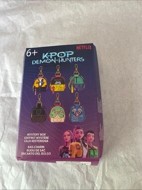 KPop Demon Hunters - Cosplay Mystery Mini Backpack Keychain Charm - Blind Box